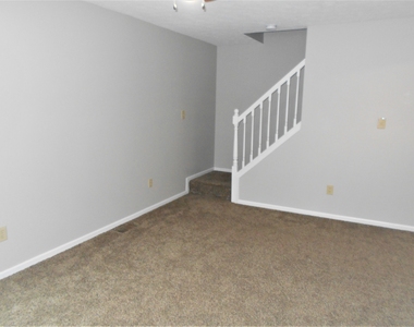 2606 E 56th Street - Photo Thumbnail 11