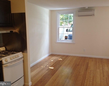 1212 Spruce St #1r - Photo Thumbnail 4