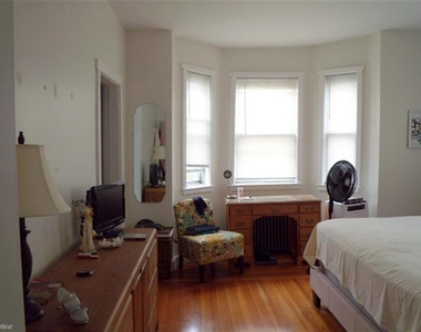 61 Clarendon Ave - Photo Thumbnail 23