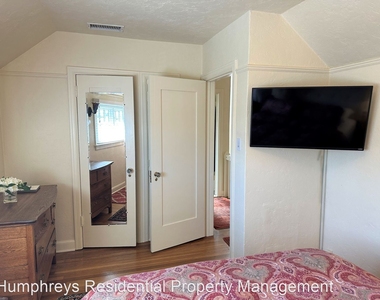 4301 Santa Monica Ave - Photo Thumbnail 13