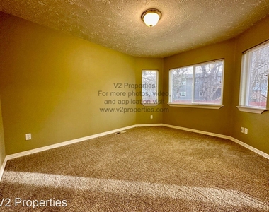 1517 Ne Paloma Ave - Photo Thumbnail 39