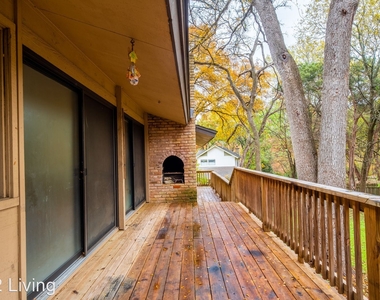 1603 Westlake - Photo Thumbnail 7