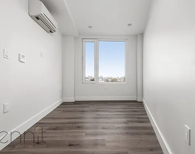 125 Kings Highway - Photo Thumbnail 7