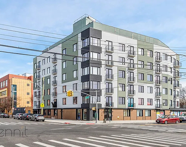 125 Kings Highway - Photo Thumbnail 10