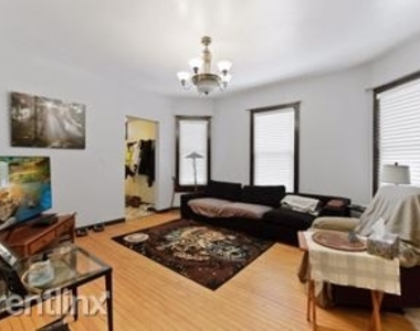 892 Margaret St Lower - Photo Thumbnail 2