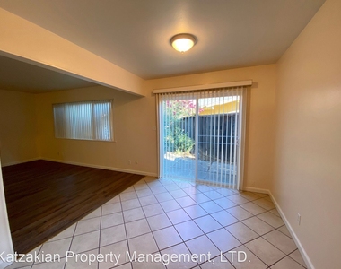 7712-7714-7716 Brentwood Drive - Photo Thumbnail 10