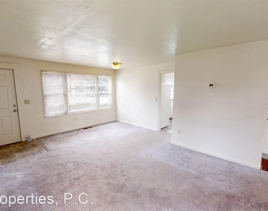 7346 Se Tolman St - Photo Thumbnail 4