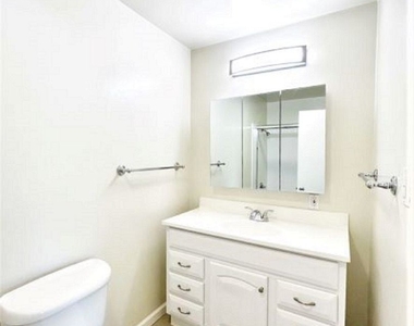 1101 Village Drive - Photo Thumbnail 6