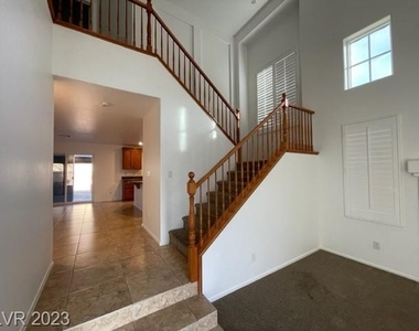 6238 Whitelion Walk Street - Photo Thumbnail 3