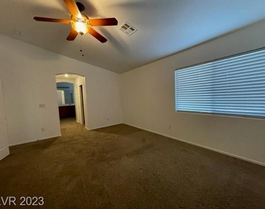 6238 Whitelion Walk Street - Photo Thumbnail 14