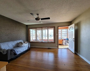 7436 Columbia Avenue - Photo Thumbnail 3