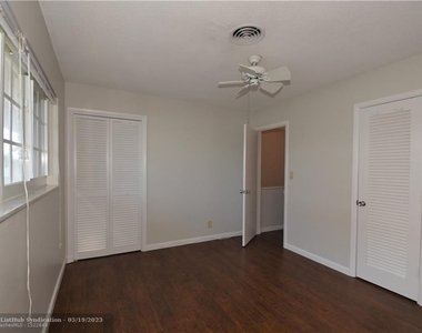 5400 N Ocean Blvd - Photo Thumbnail 25