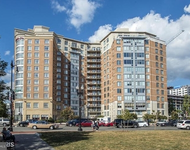 555 Massachusetts Ave Nw #218 - Photo Thumbnail 1