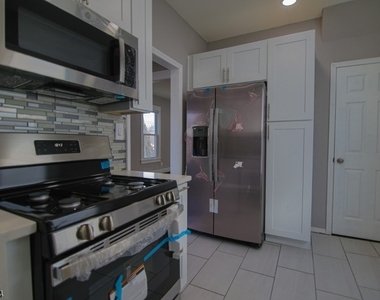 225 E Linden Ave - Photo Thumbnail 9