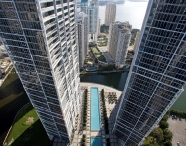 495 Brickell Ave - Photo Thumbnail 1