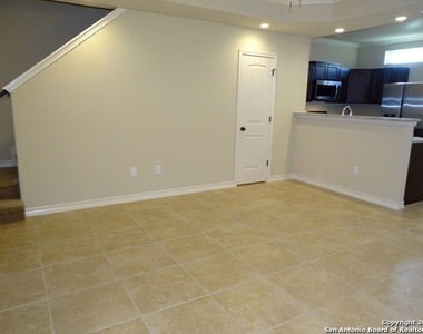 6411 Marcel Way - Photo Thumbnail 4