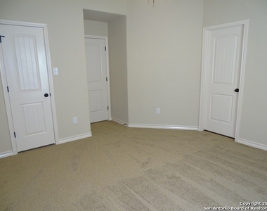 6411 Marcel Way - Photo Thumbnail 13