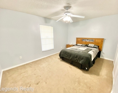 731 Red Coach Avenue Volusia - Photo Thumbnail 26