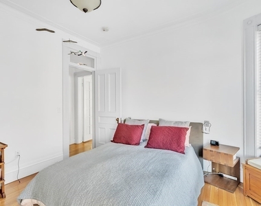 295 Beacon Street Unit 31 - Photo Thumbnail 16