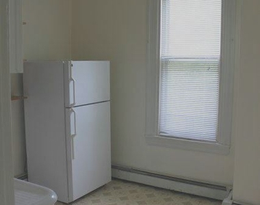 208 Summit Avenue 2b - Photo Thumbnail 3