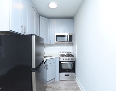 505 W. Belmont, Unit F8 - Photo Thumbnail 2