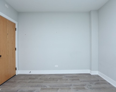 505 W. Belmont, Unit F8 - Photo Thumbnail 11