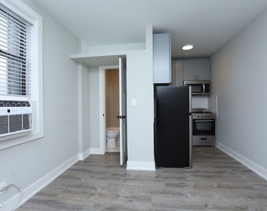 505 W. Belmont, Unit F8 - Photo Thumbnail 9