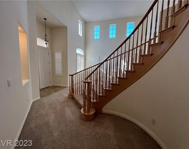 6350 Tempting Choice Avenue - Photo Thumbnail 6