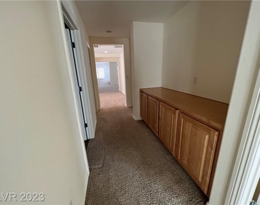 6350 Tempting Choice Avenue - Photo Thumbnail 25