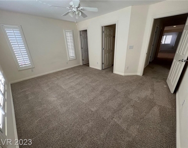 6350 Tempting Choice Avenue - Photo Thumbnail 23