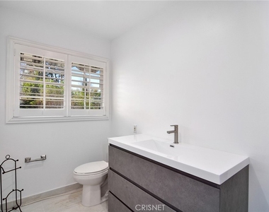 4755 Alonzo Avenue - Photo Thumbnail 28