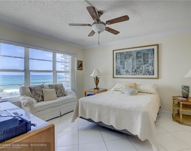 3900 Galt Ocean Dr - Photo Thumbnail 10