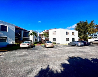 9407 Fontainebleau Blvd - Photo Thumbnail 1