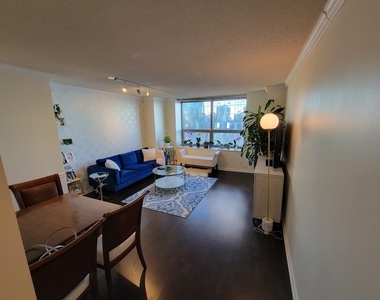 474 N Lake Shore Drive - Photo Thumbnail 2