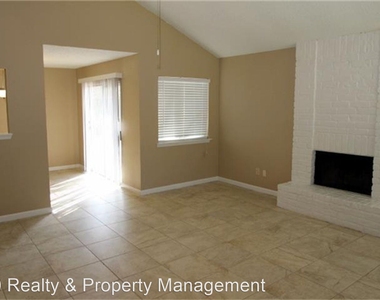 4806 Maurita Drive - Photo Thumbnail 7