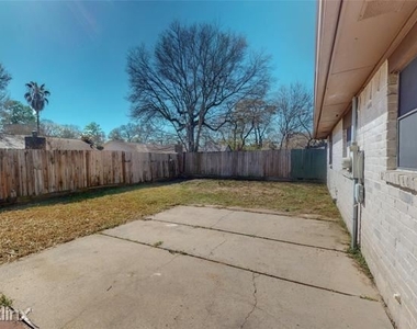 4506 R Hickorygate Drive - Photo Thumbnail 20