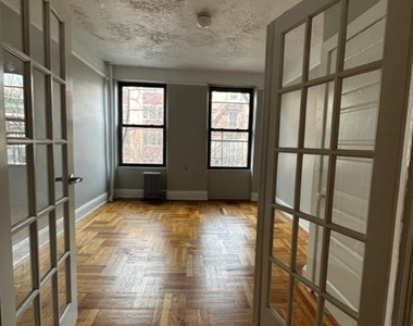 380 East 10th Street - Photo Thumbnail 4