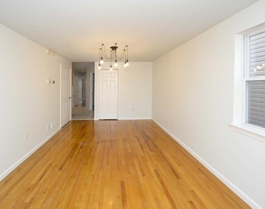 133 Leonard Street - Photo Thumbnail 6