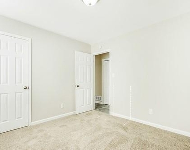 1416 Candlelite Lane - Photo Thumbnail 19