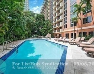 2951 S Bayshore Dr - Photo Thumbnail 5