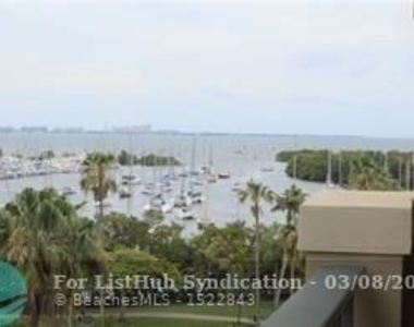 2951 S Bayshore Dr - Photo Thumbnail 9