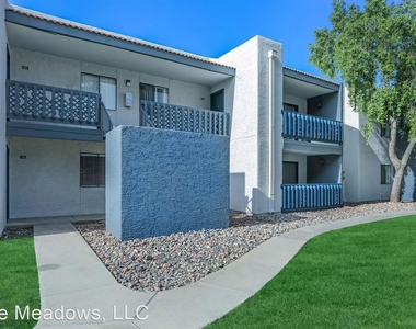 4529 W Ocotillo Rd - Photo Thumbnail 4