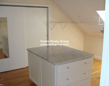 184 Austin St Apt 2 - Photo Thumbnail 11