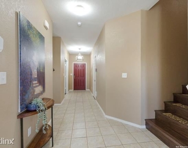 12546 R Crockett Way - Photo Thumbnail 5