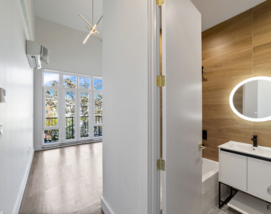 97 Varet Street - Photo Thumbnail 1