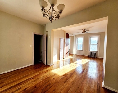 452 46th Street - Photo Thumbnail 12