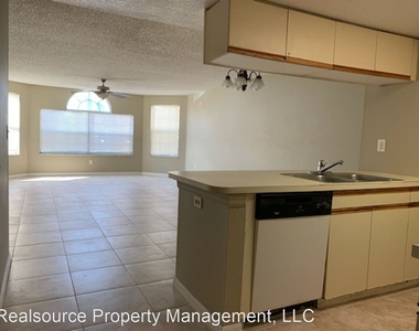 2731 N. Poinciana Blvd #107 Osceola - Photo Thumbnail 4