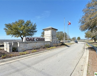 322 Oak Creek Way - Photo Thumbnail 43