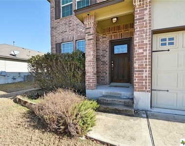 322 Oak Creek Way - Photo Thumbnail 2