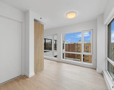 335 Linden Boulevard - Photo Thumbnail 1